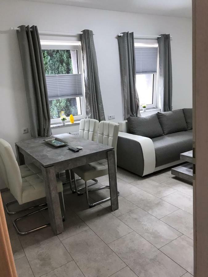 Werftstrasse 9A Aparthotel Kiel Bagian luar foto