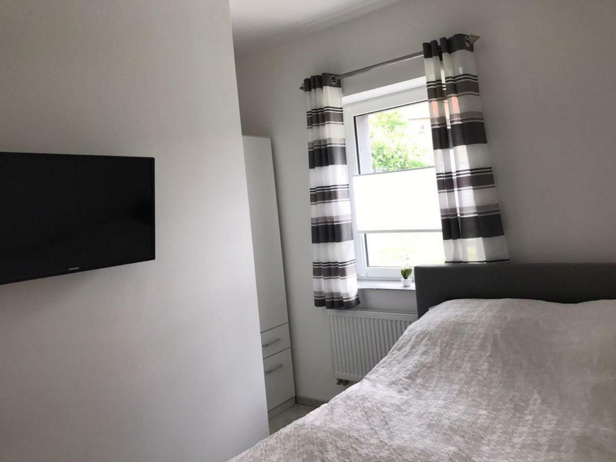 Werftstrasse 9A Aparthotel Kiel Bagian luar foto